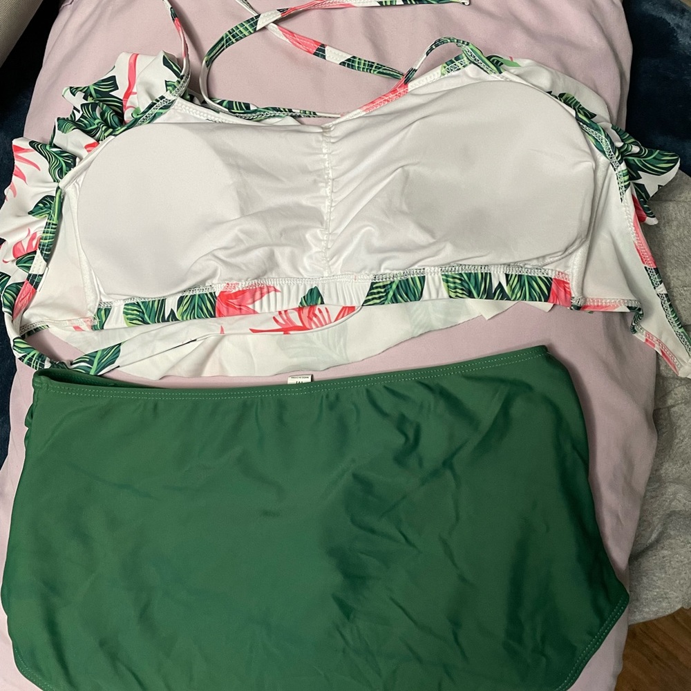 Bathing suit
